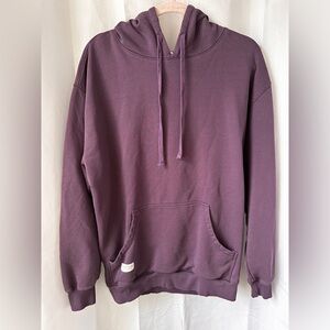 simply southern see the good hoodie💜🪻
size L